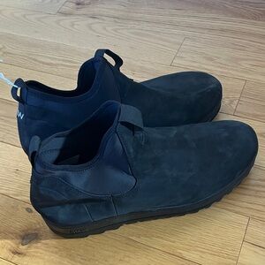 NWOT Huckberry All-Weather Storm Vibram Waterproof Leather Newuk Black Boots